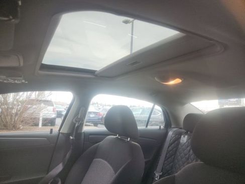 Used 2012 Chevrolet Malibu LT image 4