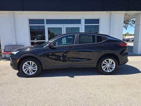New 2026 Buick Envista Sport Touring w/ Convenience I Package FWD image 4