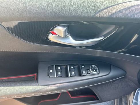 Used 2023 Kia Forte GT-Line w/ GT-Line Premium Package FWD image 15