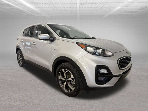 Used 2022 Kia Sportage LX AWD/4WD image 12