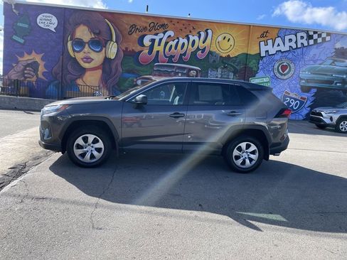 Used 2023 Toyota RAV4 LE image 2