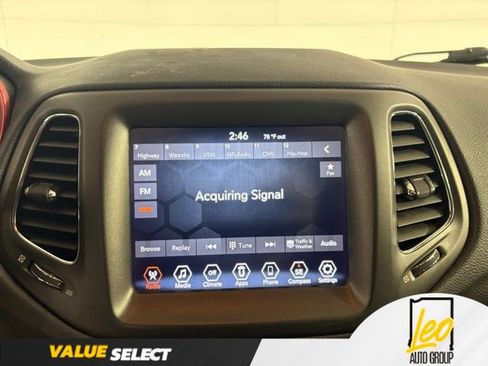 Used 2020 Jeep Compass Trailhawk AWD/4WD image 18