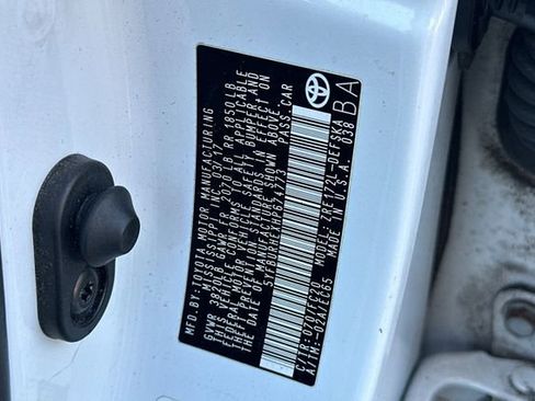 Used 2017 Toyota Corolla SE w/ Carpet Mat Package (TMS) image 26