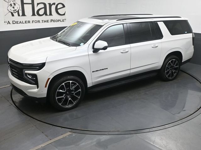 Used 2025 Chevrolet Suburban RST w/ Comfort Package AWD/4WD image 49