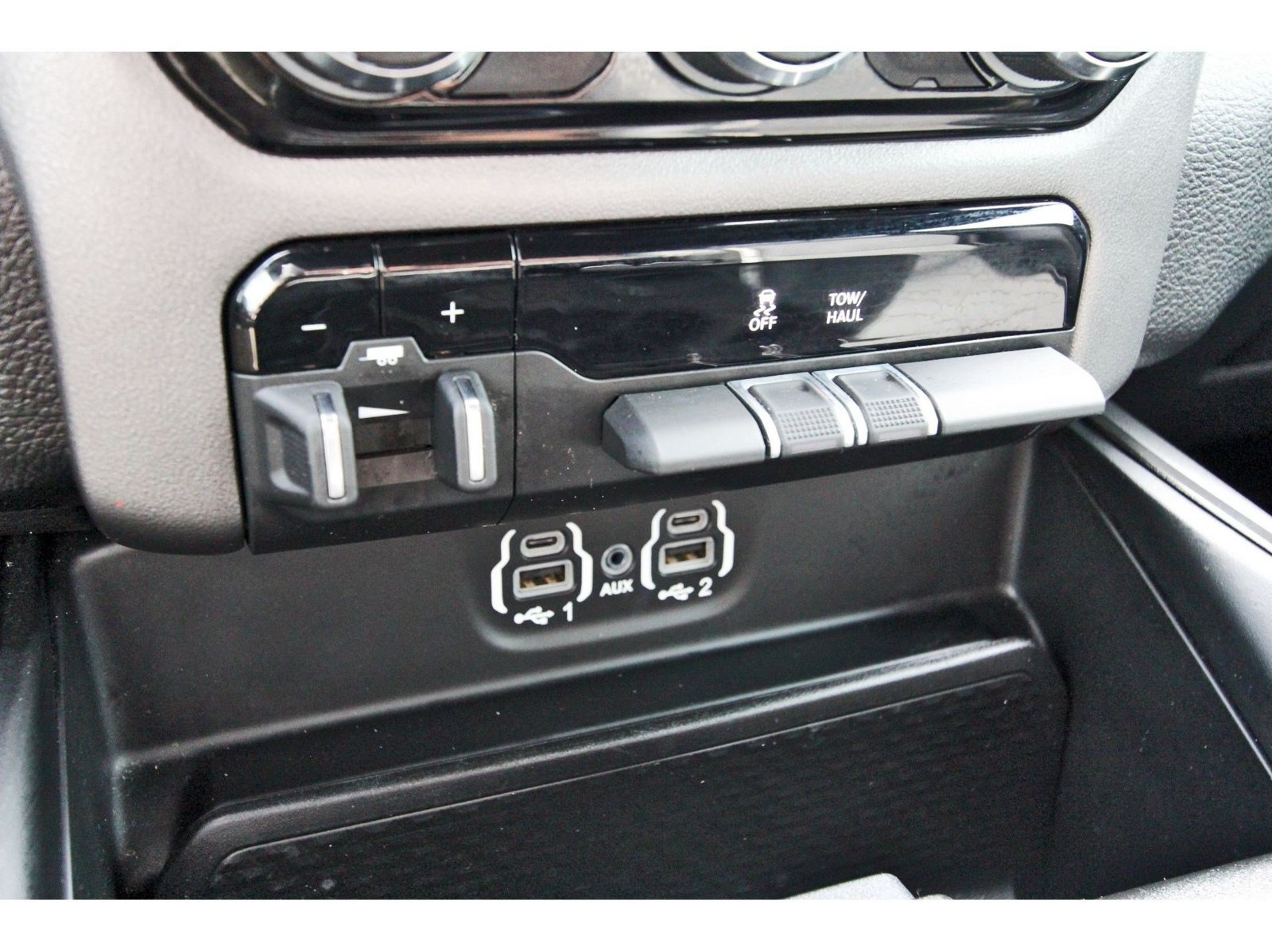 Used 2021 RAM 1500 Rebel w/ Rebel Level 1 Equipment Group AWD/4WD image 29