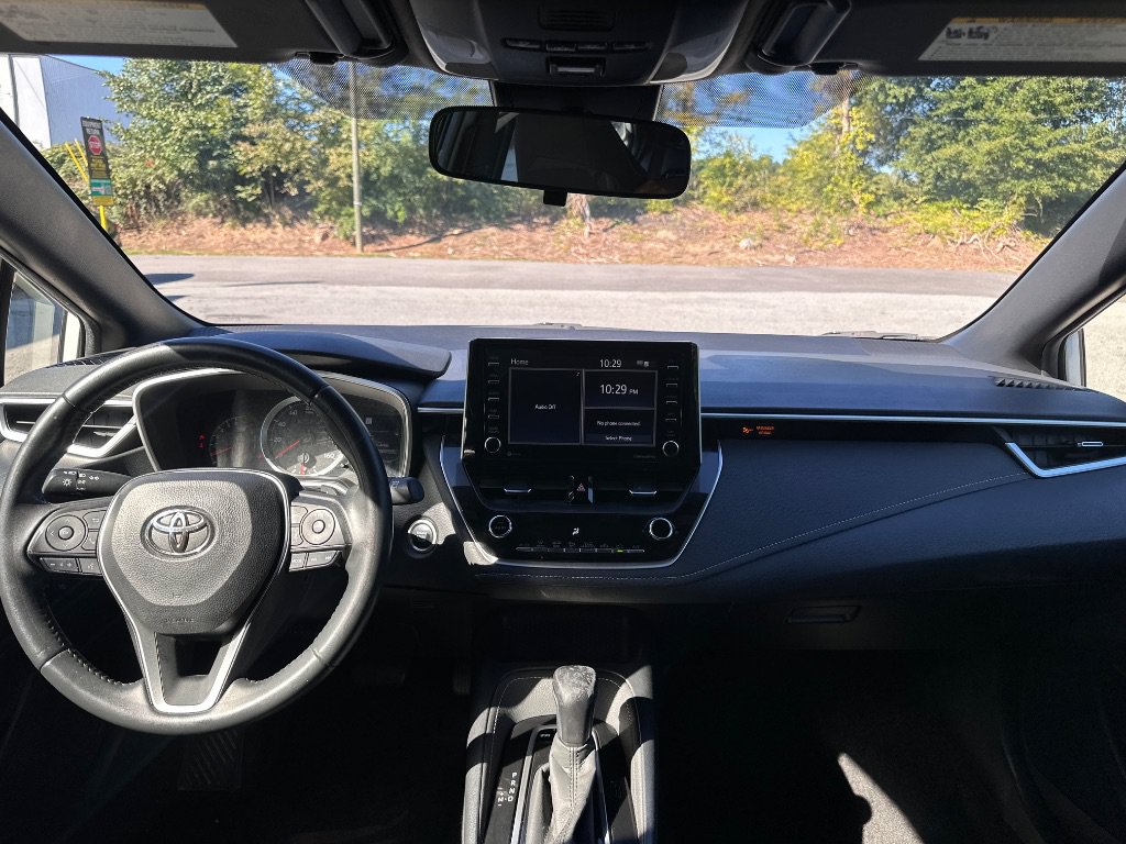 Used 2021 Toyota Corolla SE w/ Carpet Mat Package (TMS) FWD image 25