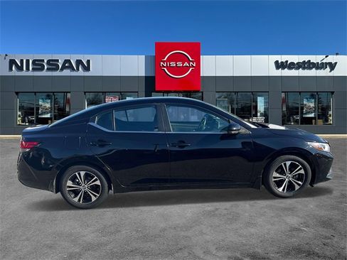 Used 2020 Nissan Sentra SV image 4