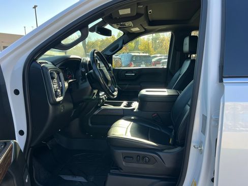 Used 2019 Chevrolet Silverado 1500 High Country w/ Z71 Off-Road Package image 23