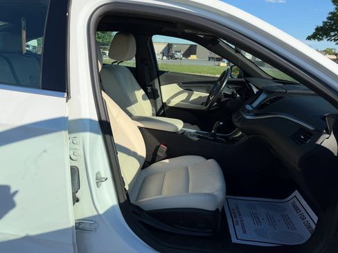 Used 2018 Chevrolet Impala LT w/ Sunroof and Spoiler Package FWD image 12