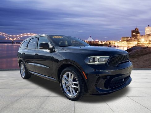 Used 2024 Dodge Durango GT image 3