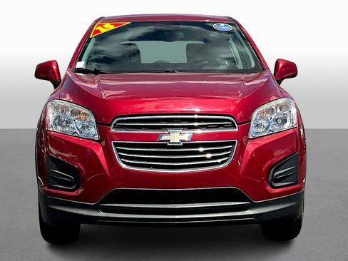 Used 2015 Chevrolet Trax LS w/ LPO, Cargo Package image 3