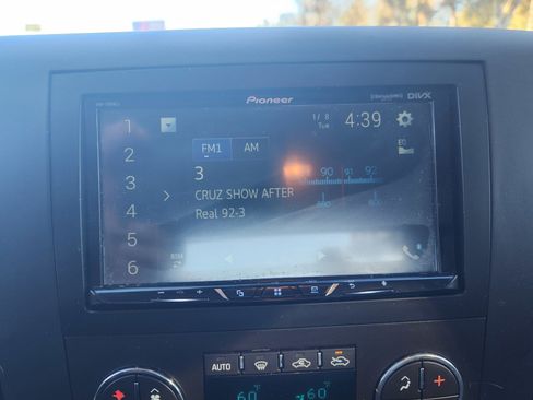 Used 2013 Chevrolet Silverado 1500 LT image 13