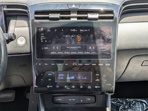 Used 2023 Hyundai Tucson Limited image 16