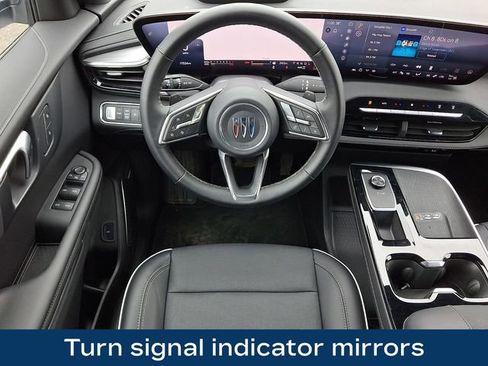 Used 2025 Buick Enclave Preferred image 17