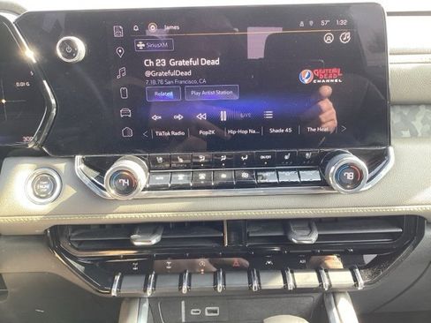 Used 2023 Chevrolet Colorado ZR2 w/ ZR2 Convenience Package III image 23