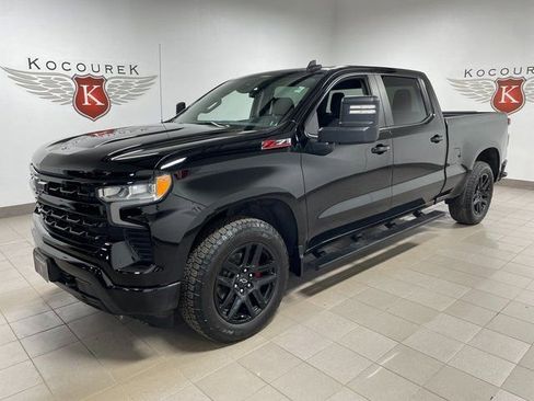 Used 2023 Chevrolet Silverado 1500 RST AWD/4WD image 3