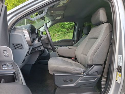 Used 2025 Ford F150 XLT w/ Equipment Group 301A Standard AWD/4WD image 13