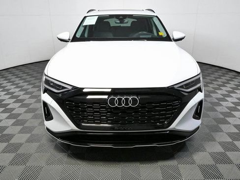 Used 2024 Audi Q8 e-tron Premium Plus AWD/4WD image 37