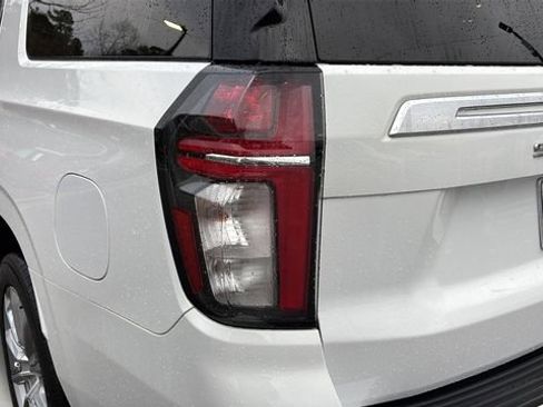 Used 2021 Chevrolet Suburban High Country w/ Premium Package image 37