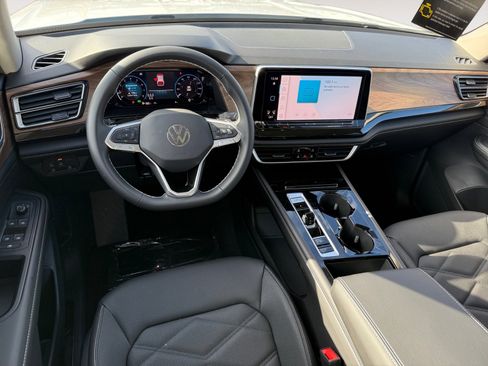 New 2026 Volkswagen Atlas SE image 15