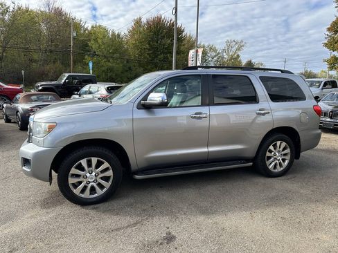 Used 2013 Toyota Sequoia Limited AWD/4WD image 3