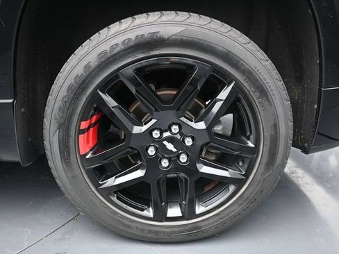 Used 2019 Chevrolet Traverse Premier w/ Redline Edition AWD/4WD image 10