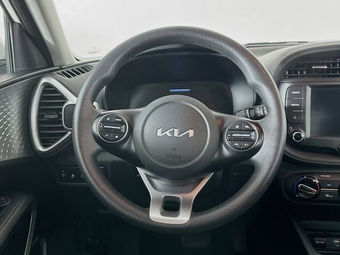 Used 2024 Kia Soul LX w/ Option Group 015 image 18