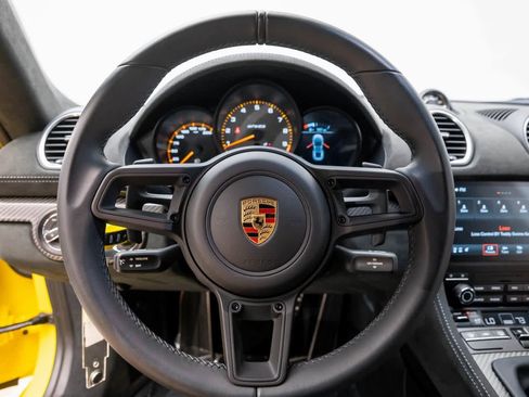 Used 2024 Porsche 718 Cayman GT4 RS image 12