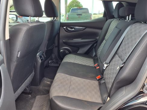 Used 2019 Nissan Rogue Sport SV FWD image 11