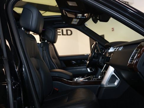 Used 2019 Land Rover Range Rover HSE image 15