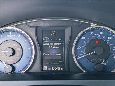 Used 2016 Toyota Camry XLE FWD image 9