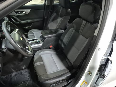 Certified 2024 Chevrolet Blazer LT w/ Convenience Package AWD/4WD image 19