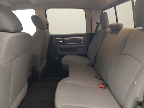 Used 2017 RAM 1500 Classic SLT image 18