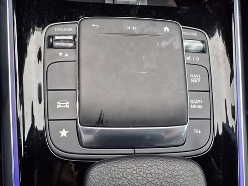 Used 2023 Mercedes-Benz GLA 250 w/ Premium Package image 6
