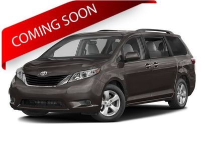 Used 2017 Toyota Sienna LE