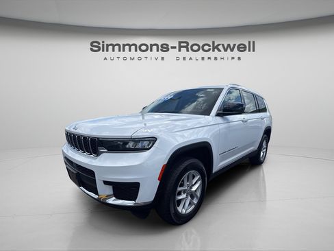 Used 2023 Jeep Grand Cherokee L Laredo AWD/4WD image 1