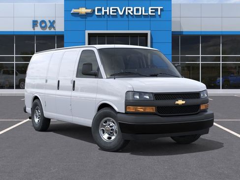 New 2026 Chevrolet Express 2500 w/ Driver Convenience Package RWD image 7