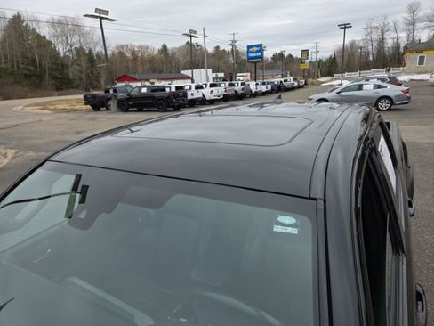 Used 2018 Toyota Tacoma TRD Sport image 40