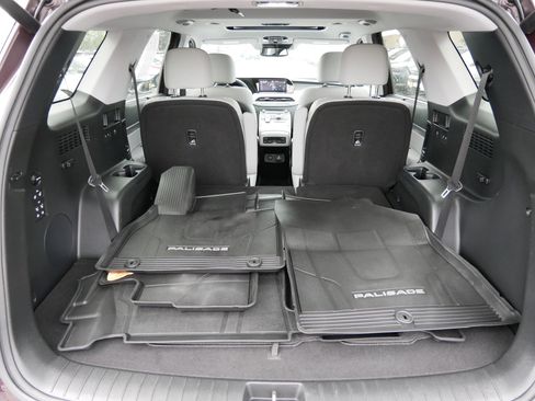Used 2021 Hyundai Palisade SEL w/ Premium Package AWD/4WD image 18
