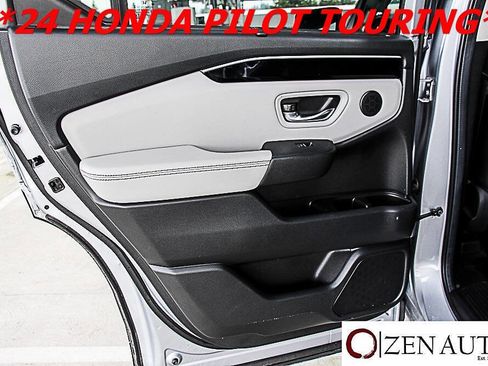 Used 2024 Honda Pilot Touring image 42
