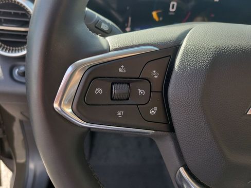 Used 2024 Chevrolet Trax ACTIV w/ Sunroof Package image 29