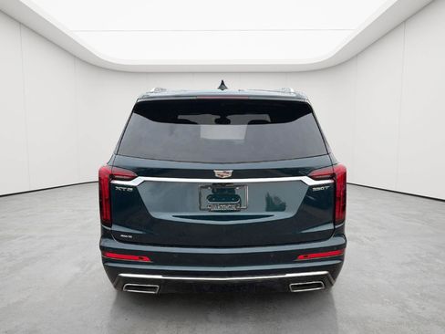 Used 2025 Cadillac XT6 Luxury AWD/4WD image 6