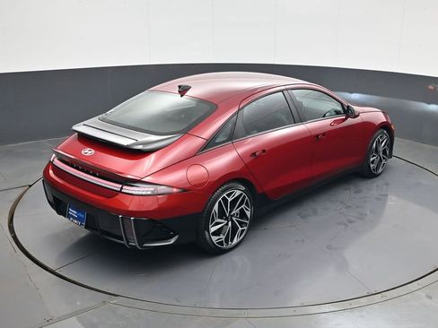 Certified 2024 Hyundai Ioniq 6 SEL image 17