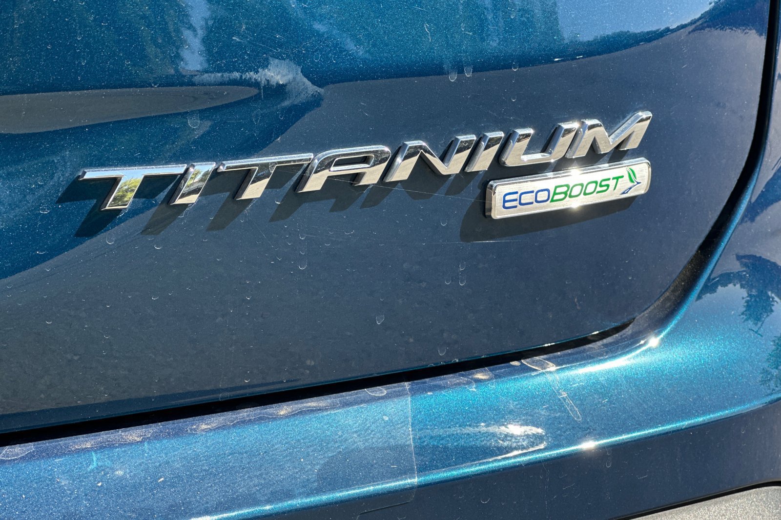 Used 2020 Ford Edge Titanium FWD image 50