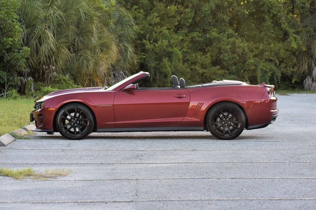 Used 2013 Chevrolet Camaro ZL1 RWD image 3