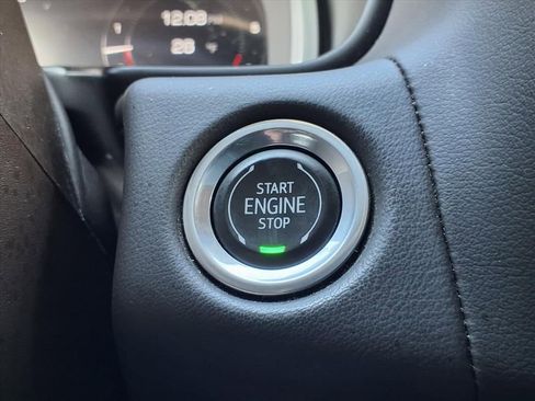 Certified 2023 GMC Yukon SLT w/ SLT Luxury Package image 19