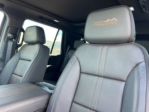 New 2026 Chevrolet Tahoe High Country w/ Sun And Tow Package AWD/4WD image 12