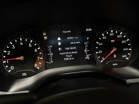 Used 2023 Jeep Compass Limited image 16