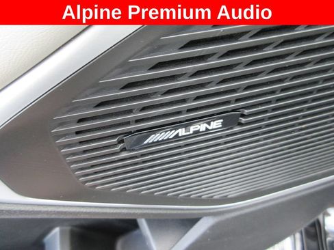 Used 2023 Jeep Wagoneer Series II w/ Premium Group I AWD/4WD image 21