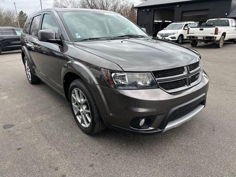 Used 2017 Dodge Journey GT w/ Driver Convenience Group image 9